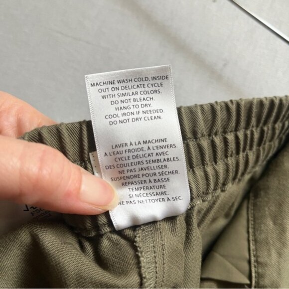 NWT Frank & Oak flat front tencel army green shorts Sz L - Picture 4 of 7